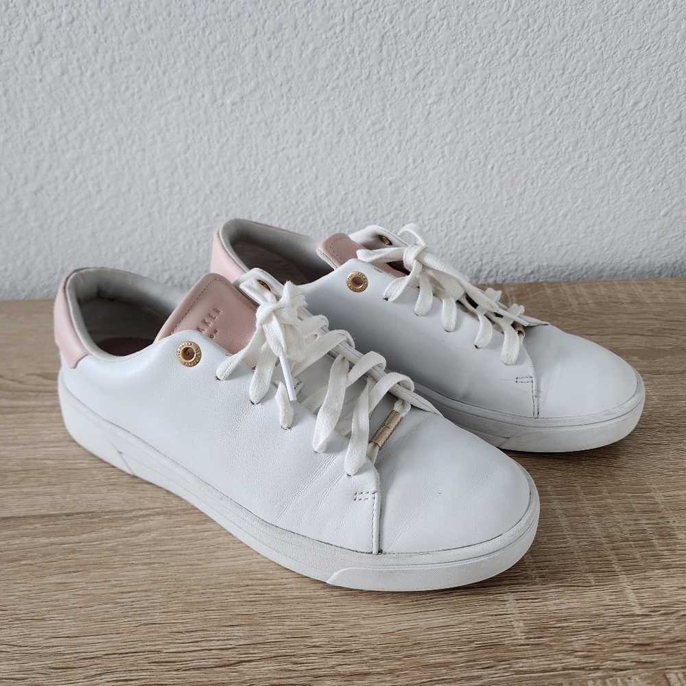 Ted Baker White and Pink Sneakers Sleek Minimalist Design